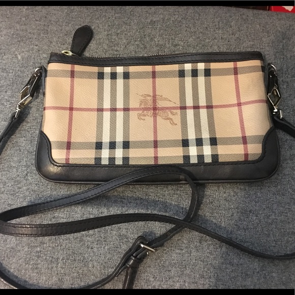 Burberry Handbags - Authentic Burberry Haymarket Crossbody bag